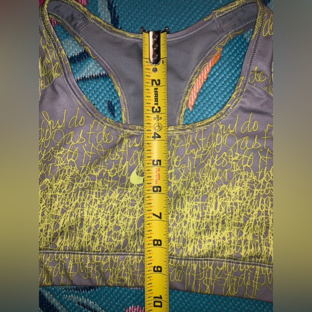 Nike Sports Bra - Picture 14 of 16